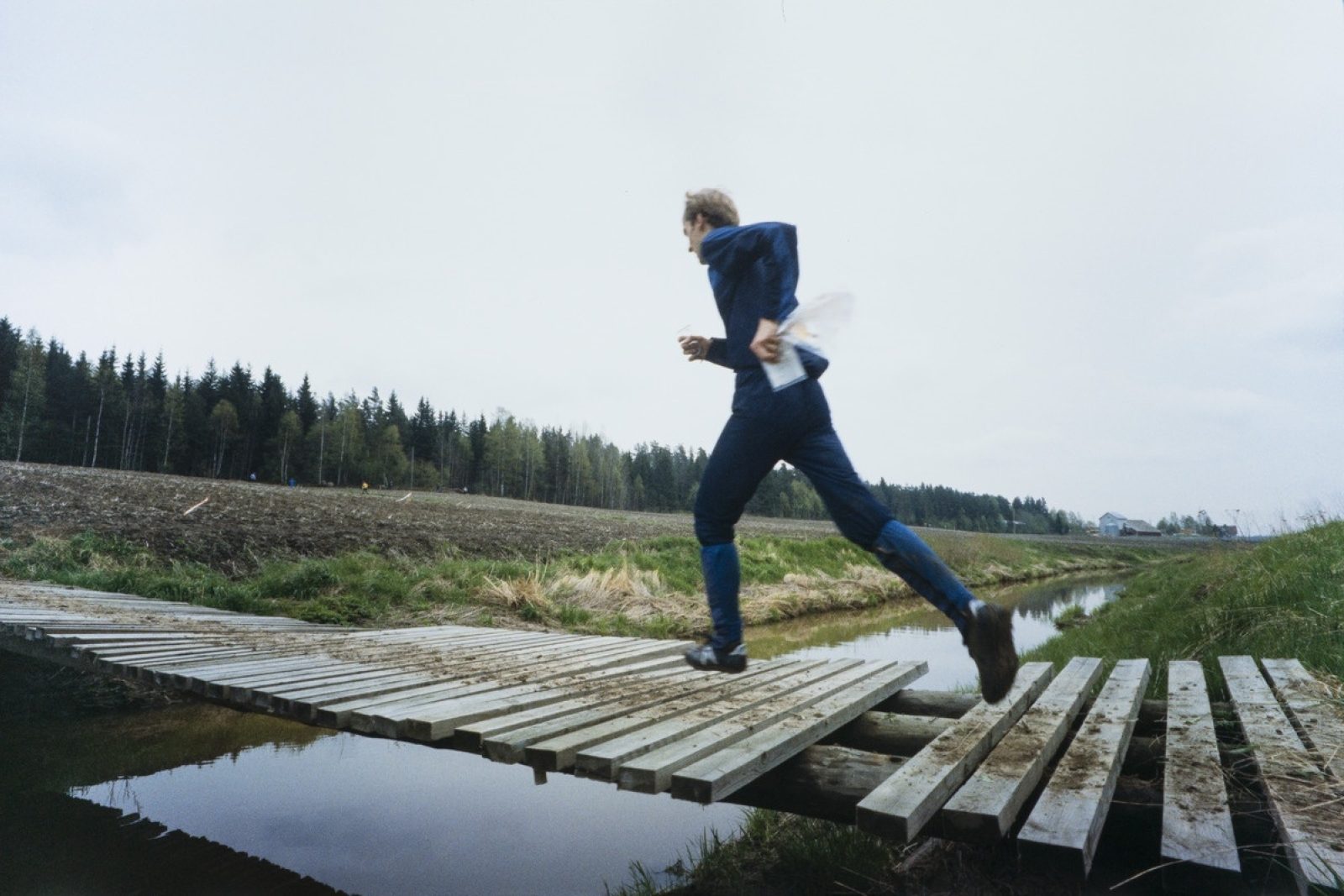 EF61 DB82 C300450 E14 A4 A660 DD728 AA51