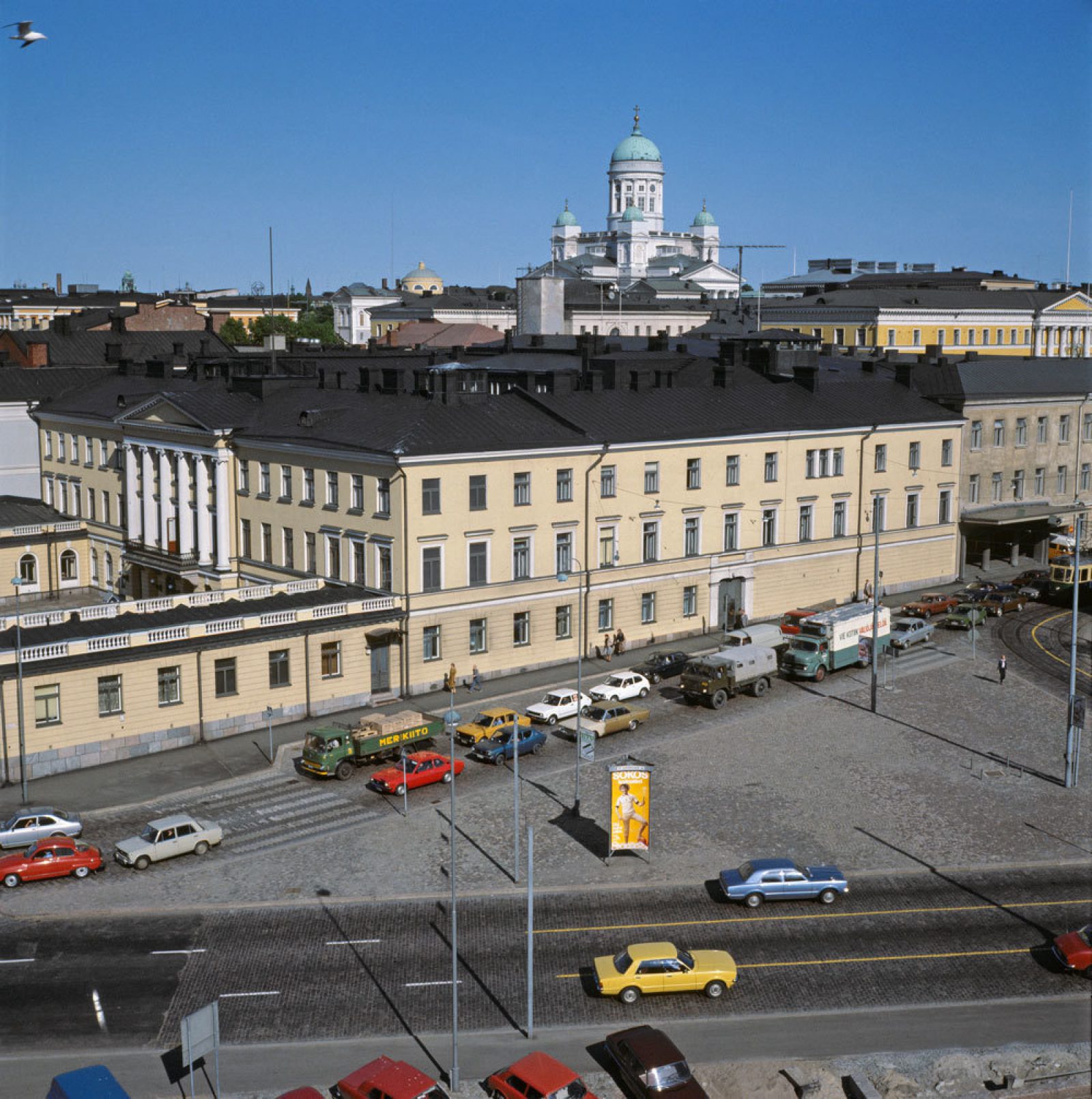 Presidentinlinna nähtynä Mariankadun puolelta.. Kuvaaja: Volker von Bonin, Museovirasto.. Lisenssi: CC BY 4.0 Presidentinlinna nähtynä Mariankadun puolelta.. Kuvaaja: Volker von Bonin, Museovirasto.. Lisenssi: CC BY 4.0