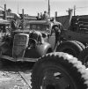 Children playing at a scrap metal vendor’s location in Helsinki in 1958. UA Saarinen documents recycling with nearly cinematographic photos. An awareness-raising campaign may be in progress. Photo: UA Saarinen / Press Photo Archive JOKA / Finnish Heritage. Objektinumero: JOKAUAS2_4675:8