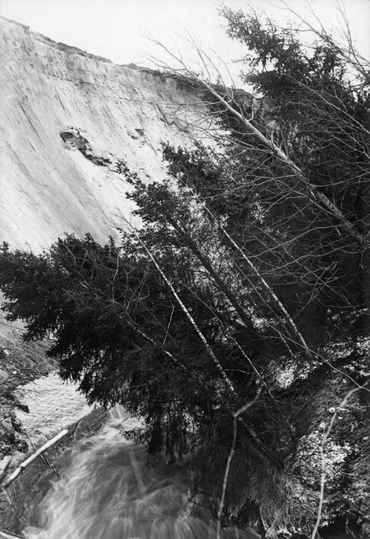 Maanvyöry Kurikassa taltioitu Suomen Kuvalehdelle vuonna 1930. Kuva: Aarne Jonasson / Otava / Journalistinen kuva-arkisto JOKA / Museovirasto