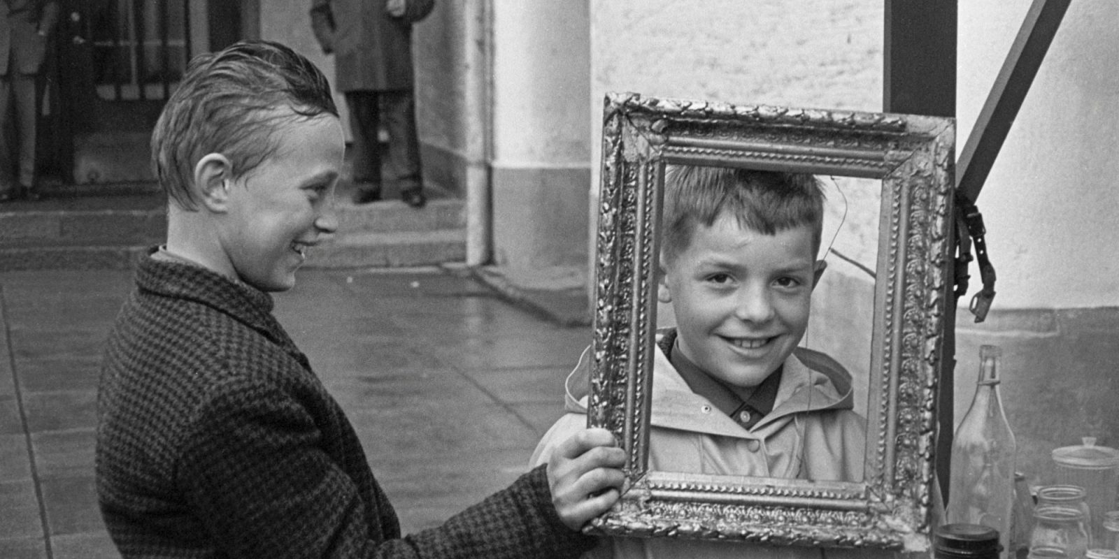 May Day, 1963. Image: Bror Brandt / Västra Nyland / Press Photo Archive JOKA / Finnish Heritage Agency. Objektinumero: JOKAVN4A2D28:1