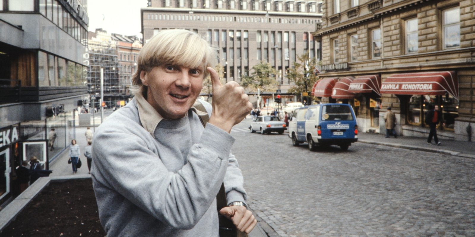 Actor Pirkka-Pekka Petelius on Kalevankatu in Helsinki, 21 September 1983 (cropped image), Matti Tapola / JOKA / Finnish Heritage Agency. Objektinumero: JOKAMAT15A06A:6 Actor Pirkka-Pekka Petelius on Kalevankatu in Helsinki, 21 September 1983 (cropped image), Matti Tapola / JOKA / Finnish Heritage Agency. Objektinumero: JOKAMAT15A06A:6