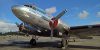 Hopeanvärinen lentokone mallia DC-3-OH-LCH.. Kuvaaja: Mikko Härö