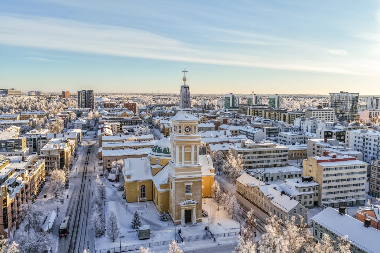 Winter city Oulu rosaruuskanen Visit Oulu